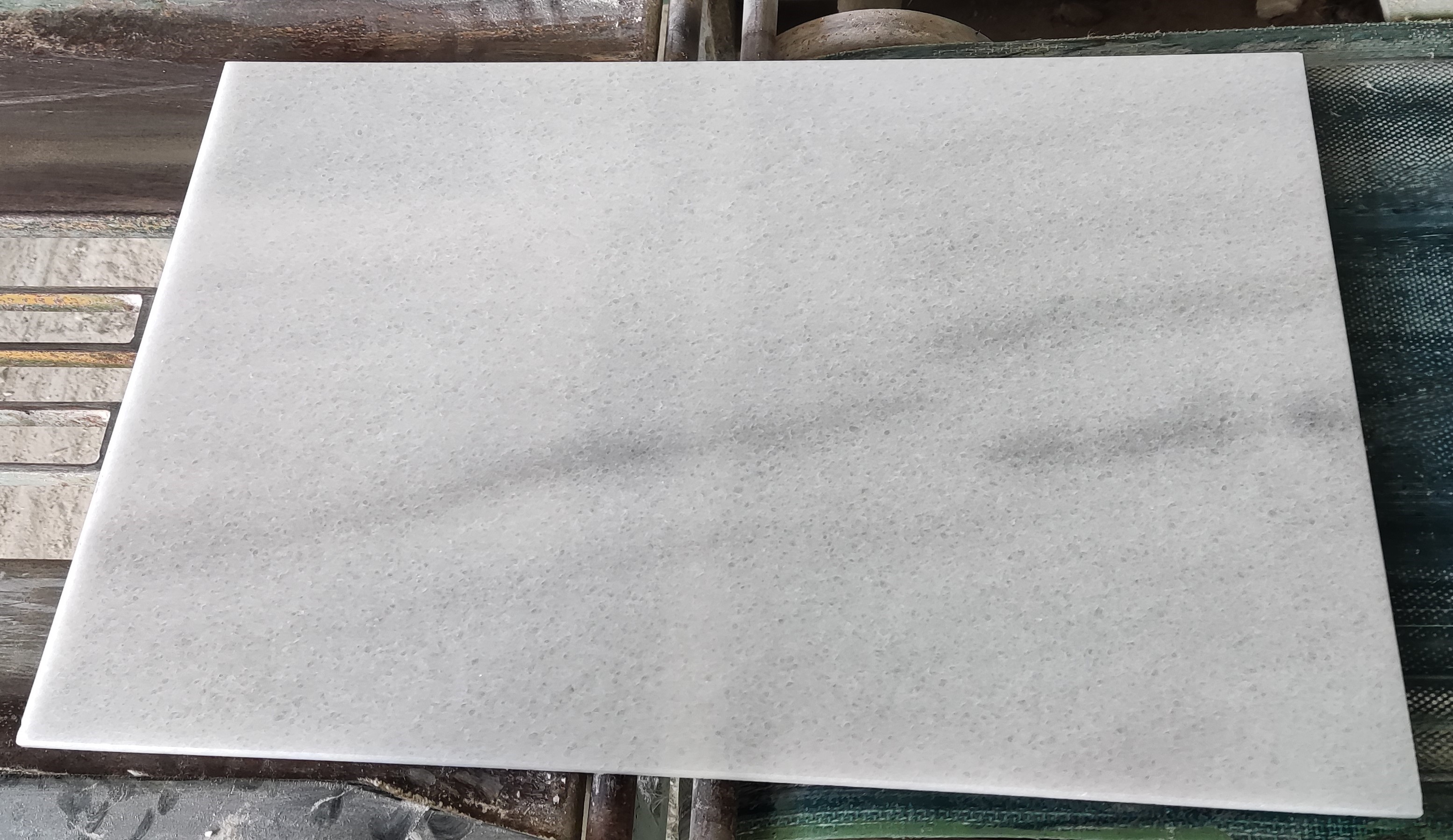 AUF ANFRAGE Marmor Bodenplatten Astir poliert, 1 cm oder 2 cm